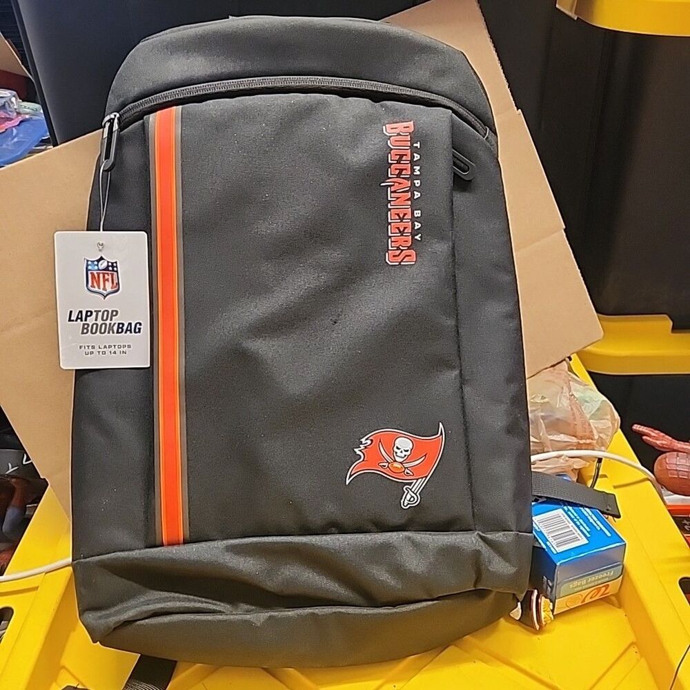 SOAR NFL Tampa Bay Buccaneers Laptop Bookbag : Laptops Up To 14" New With Tags